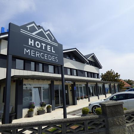 Hotel Mercedes Camargo Extérieur photo