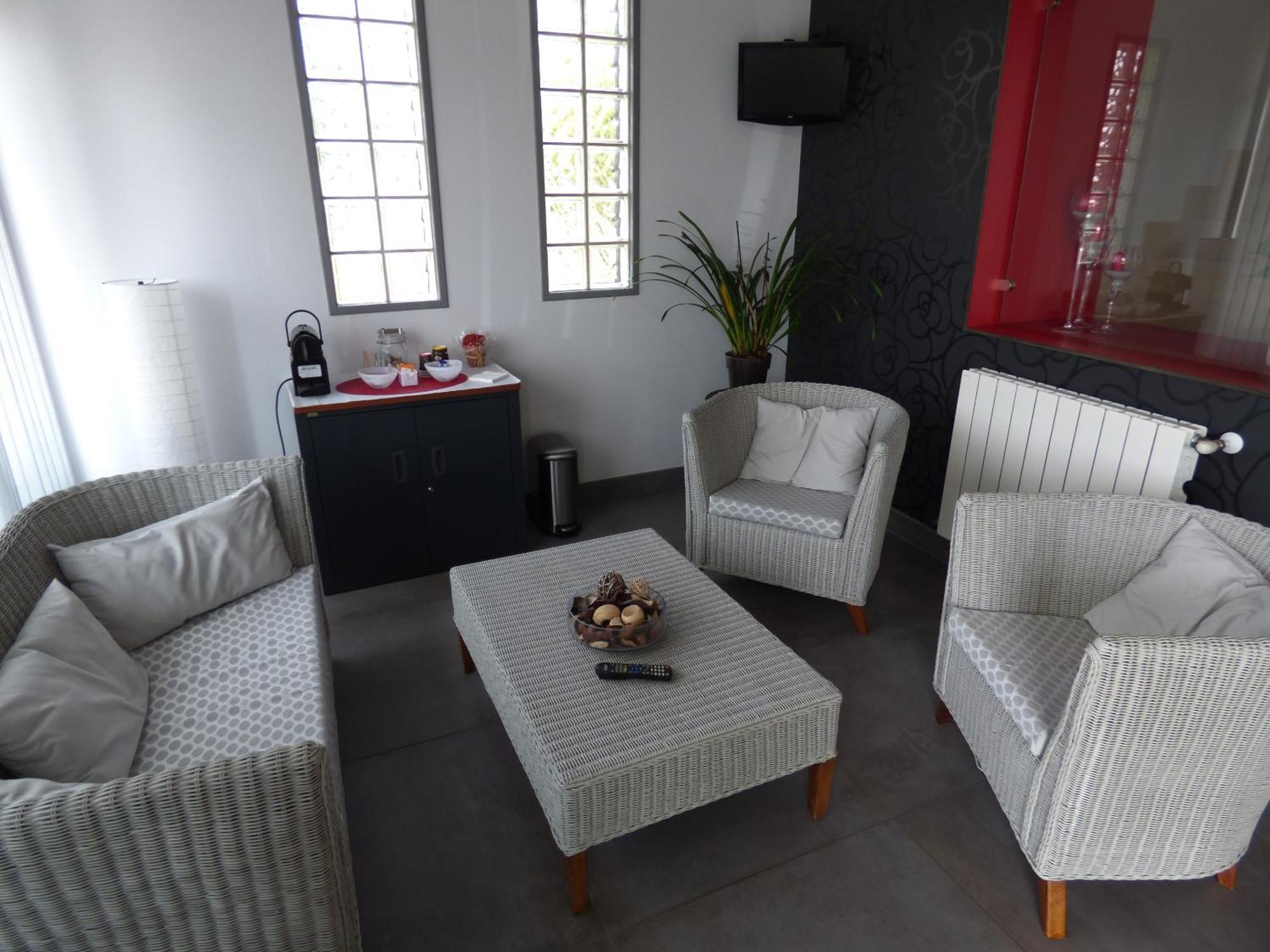 Hotel Mercedes Camargo Extérieur photo
