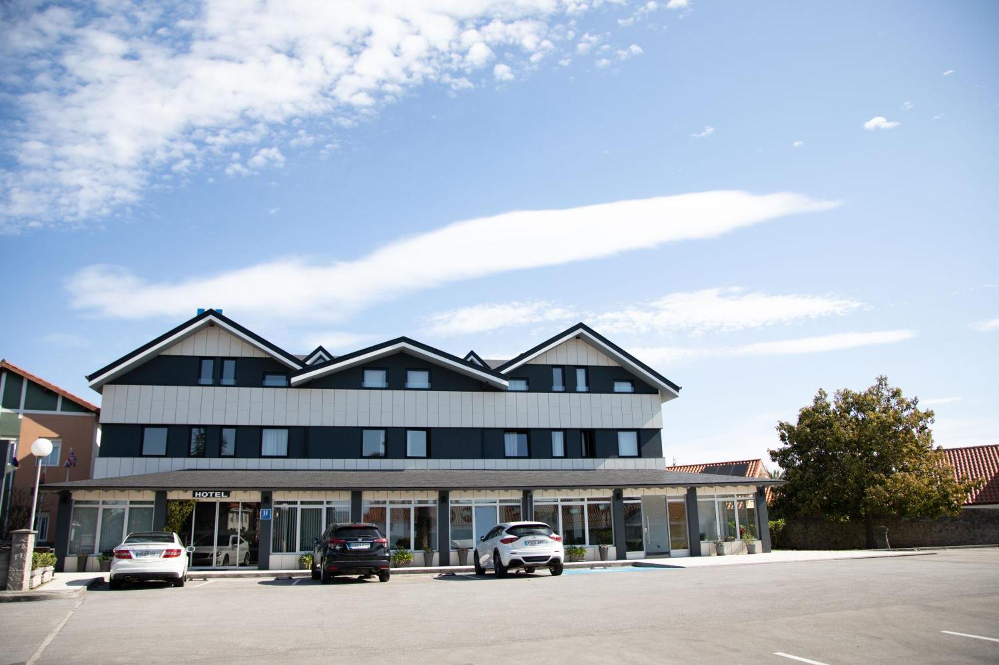 Hotel Mercedes Camargo Extérieur photo